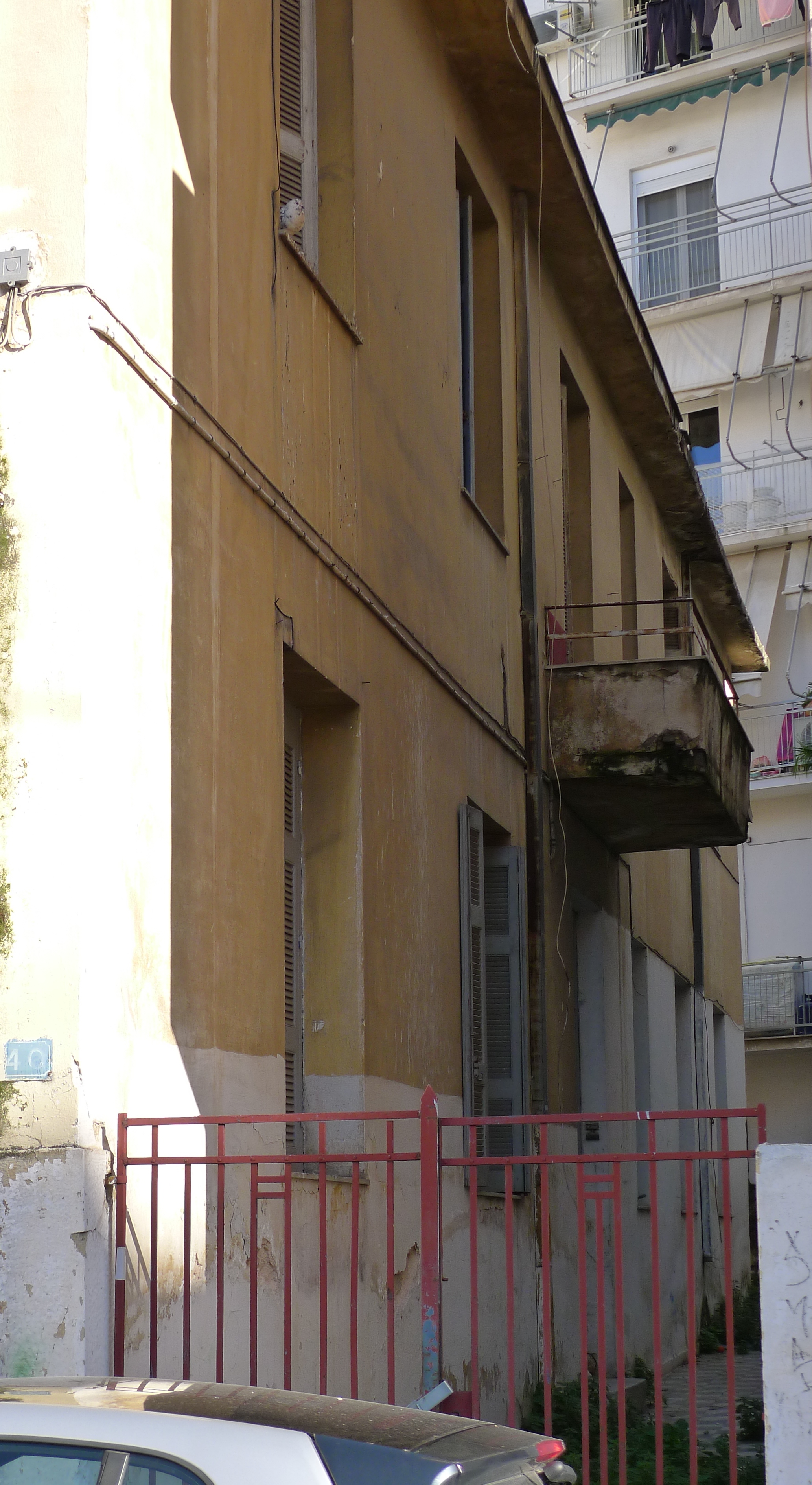 Γενική πλάγιας όψης