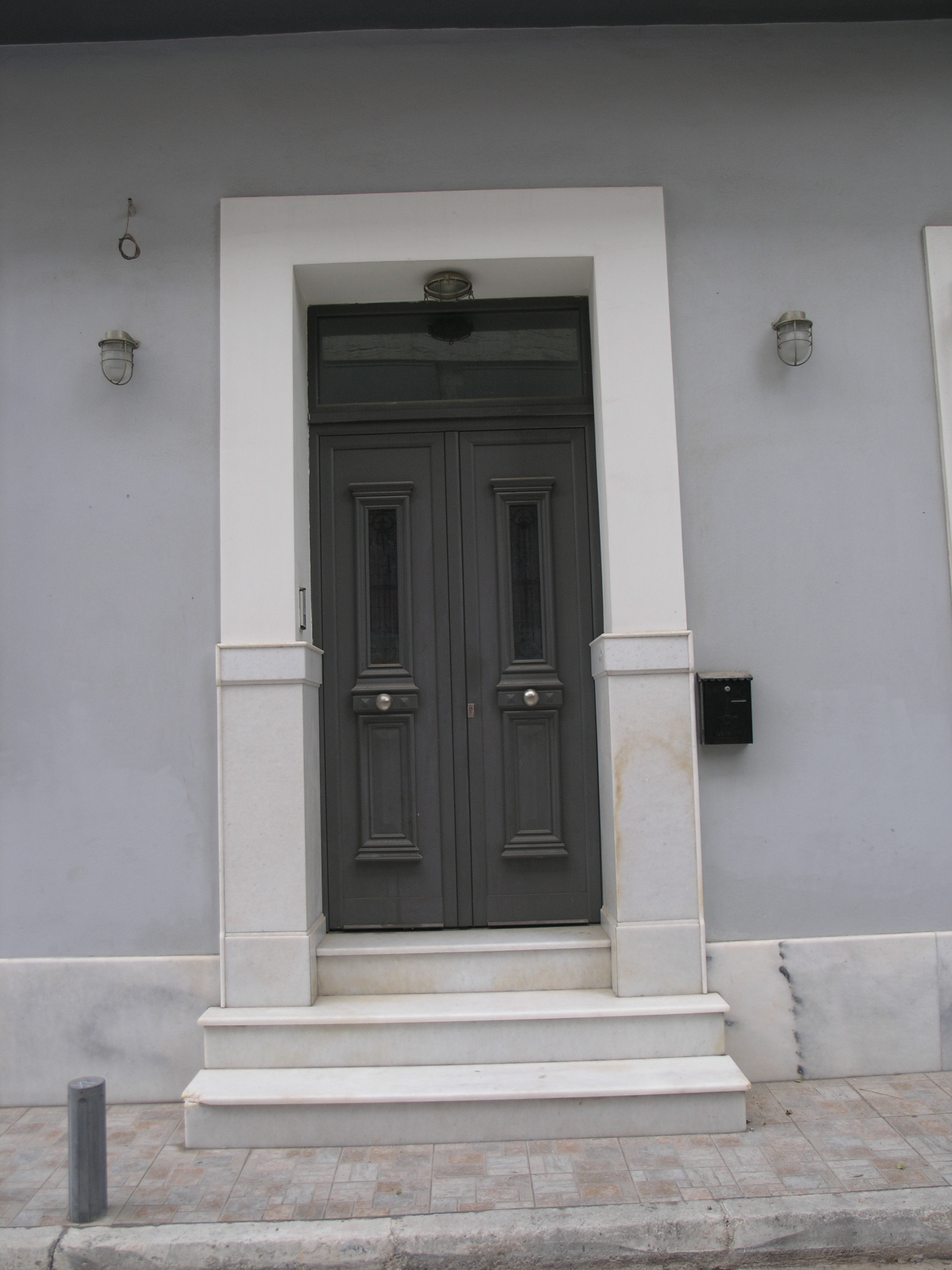 Γενική κεντρικής εισόδου