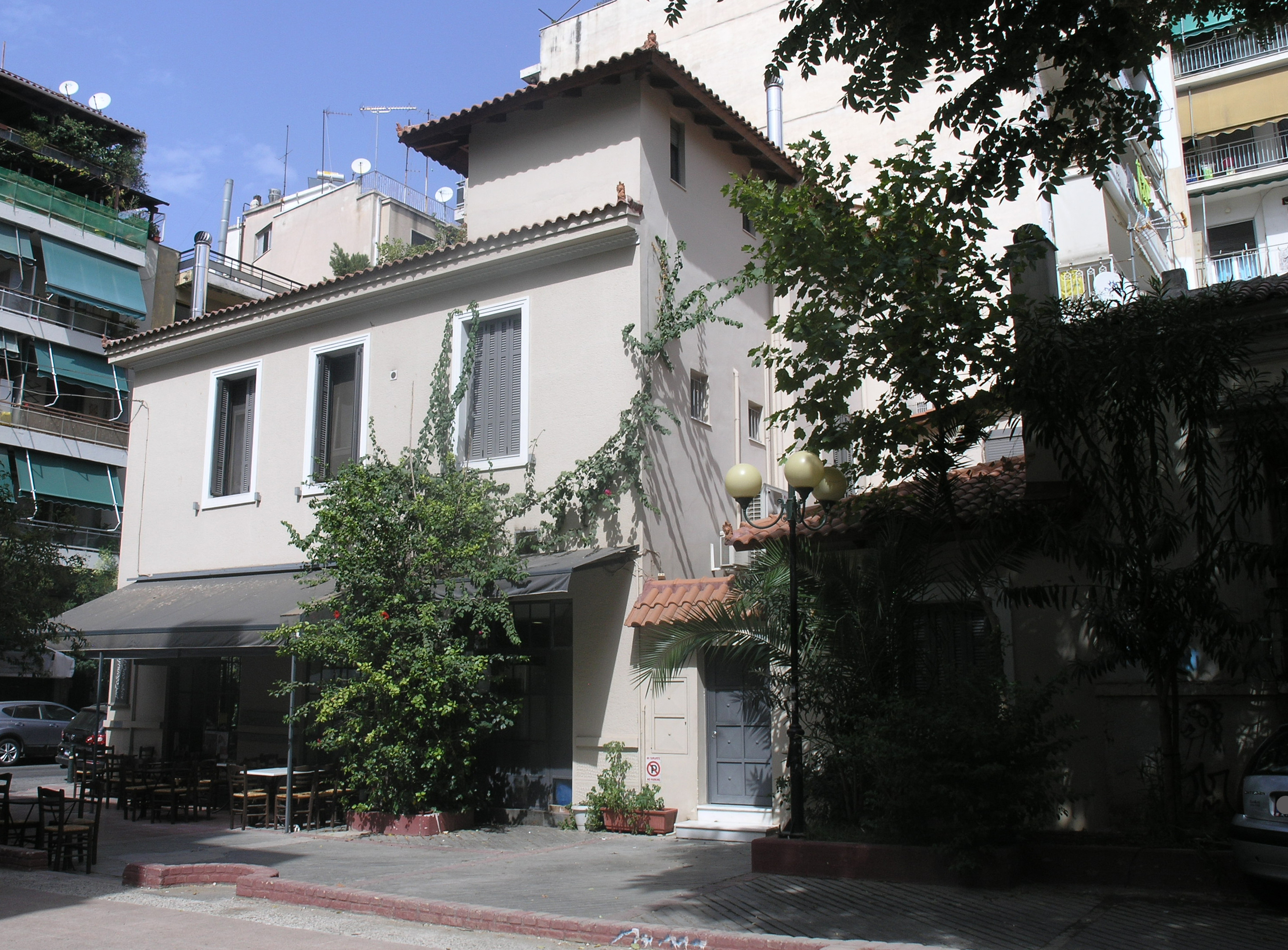 Γενική πλάγιας όψης