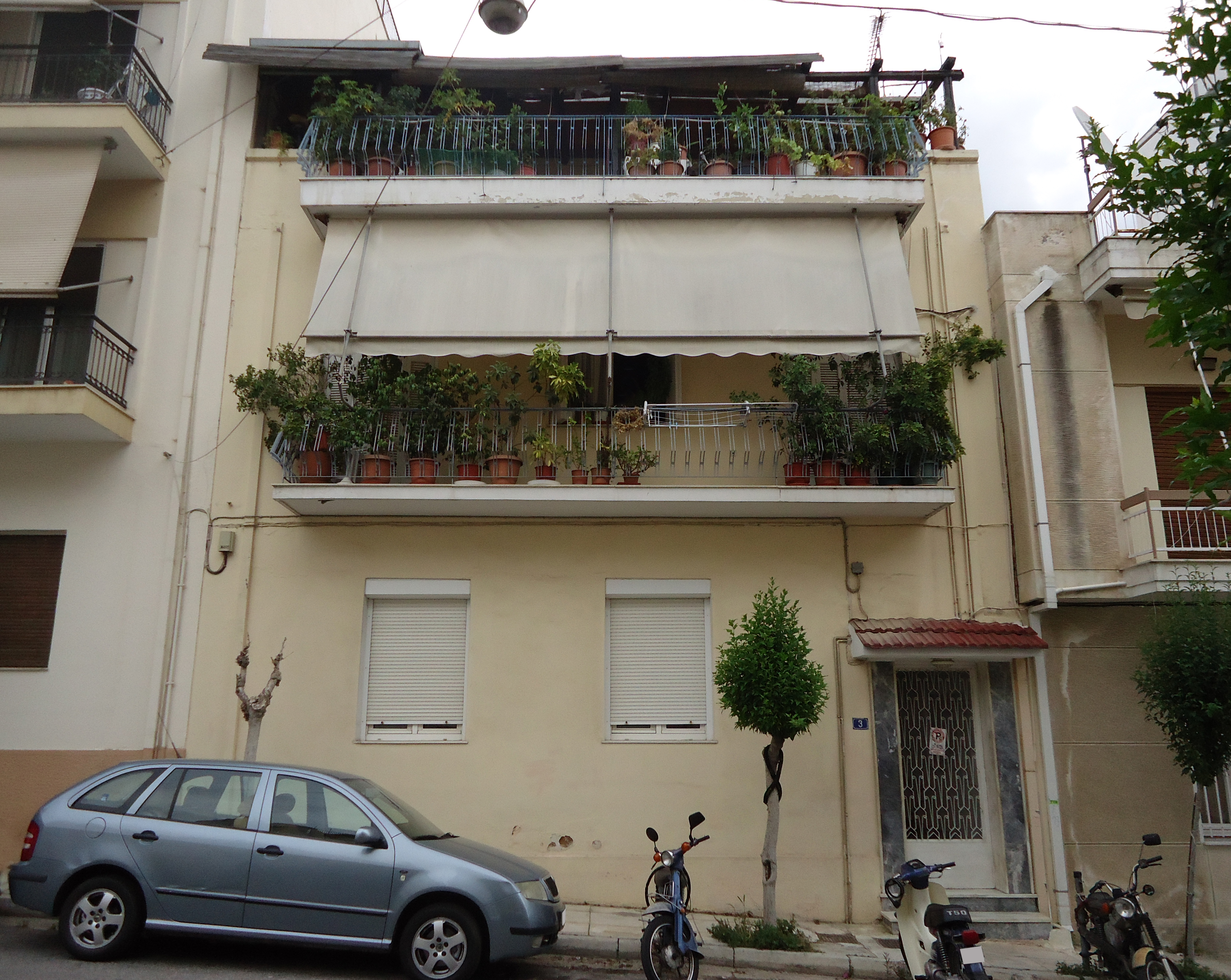 View of the main façade