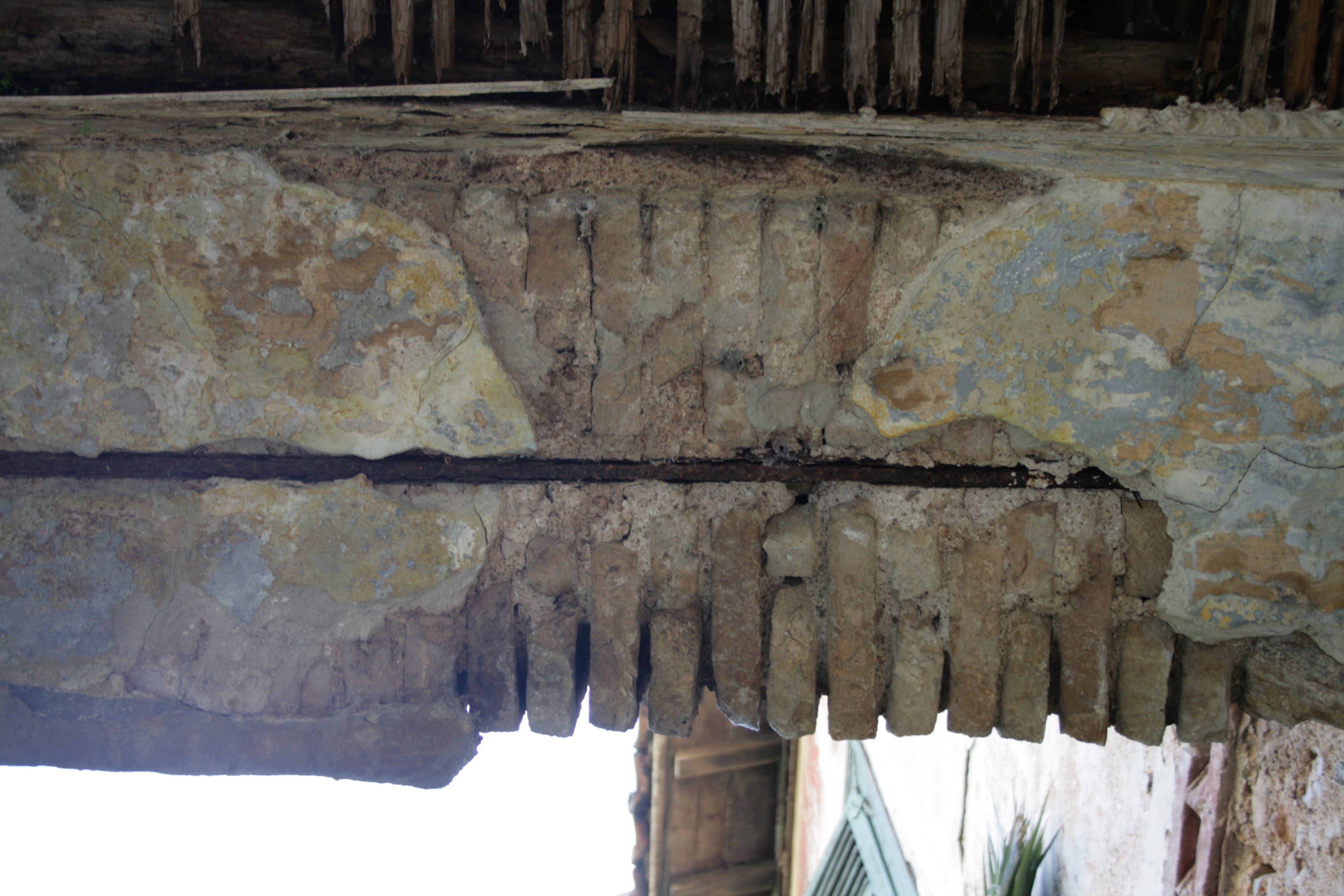 Propylon detail