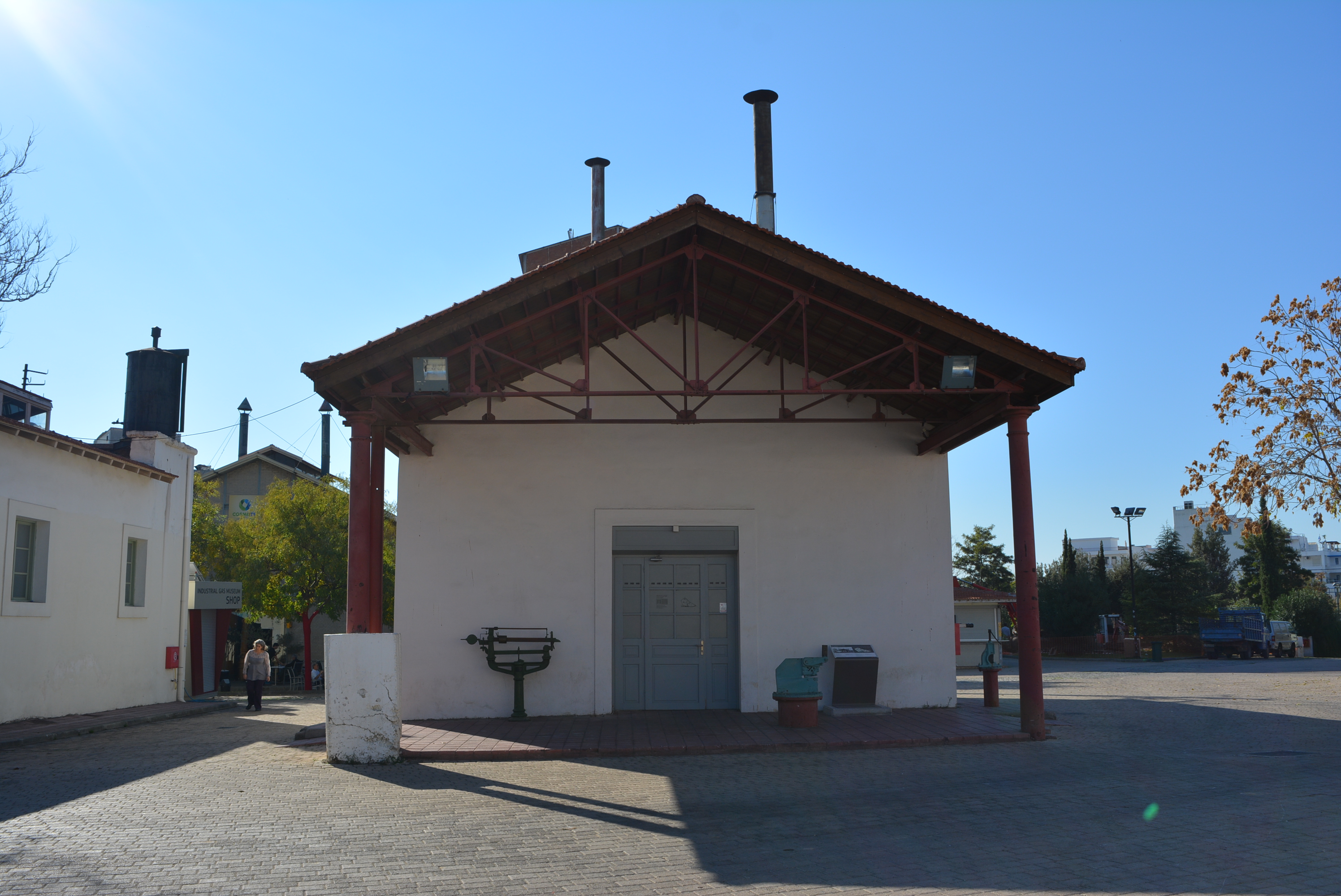 View of façade (2015)