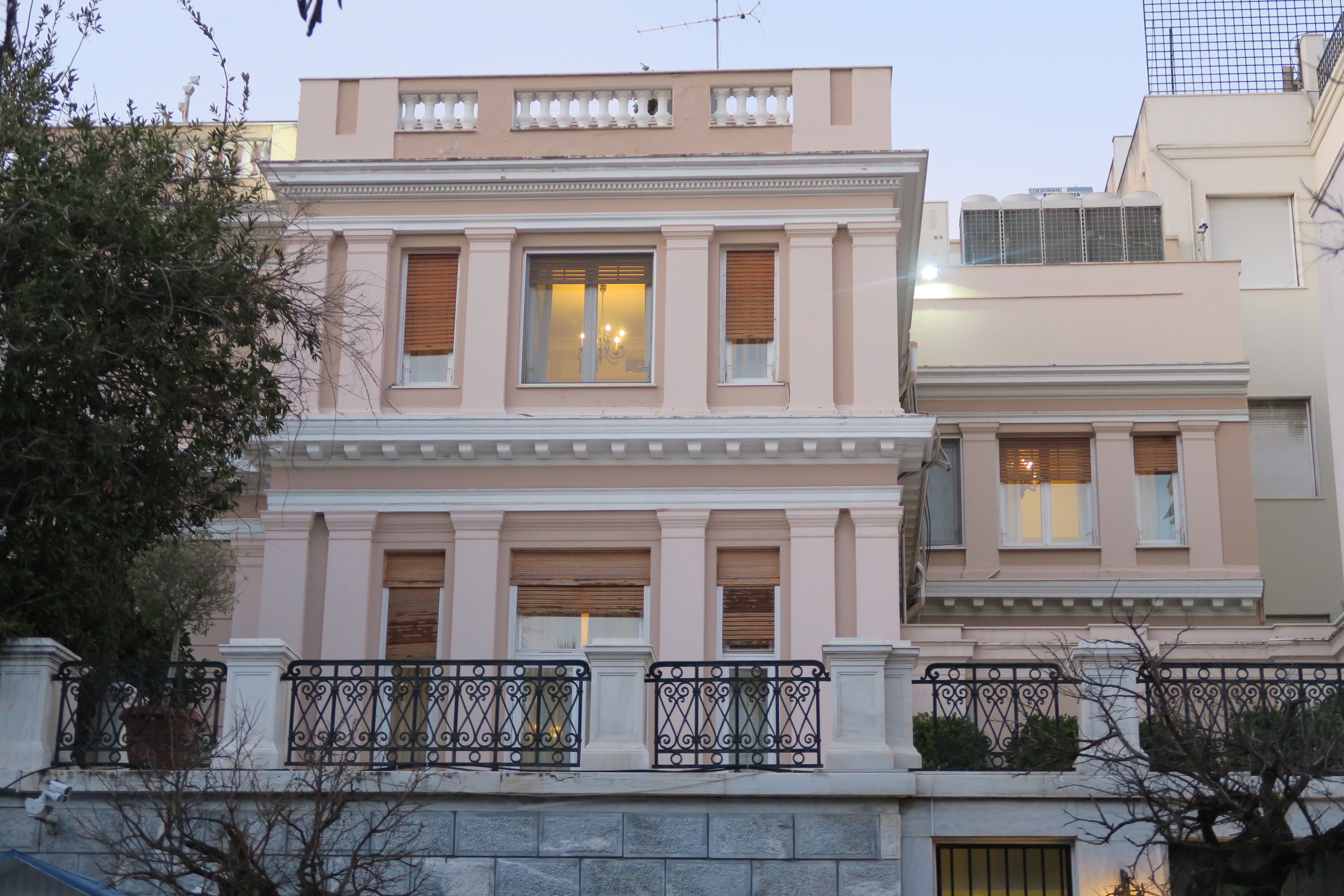 Γενική πλάγιας όψης