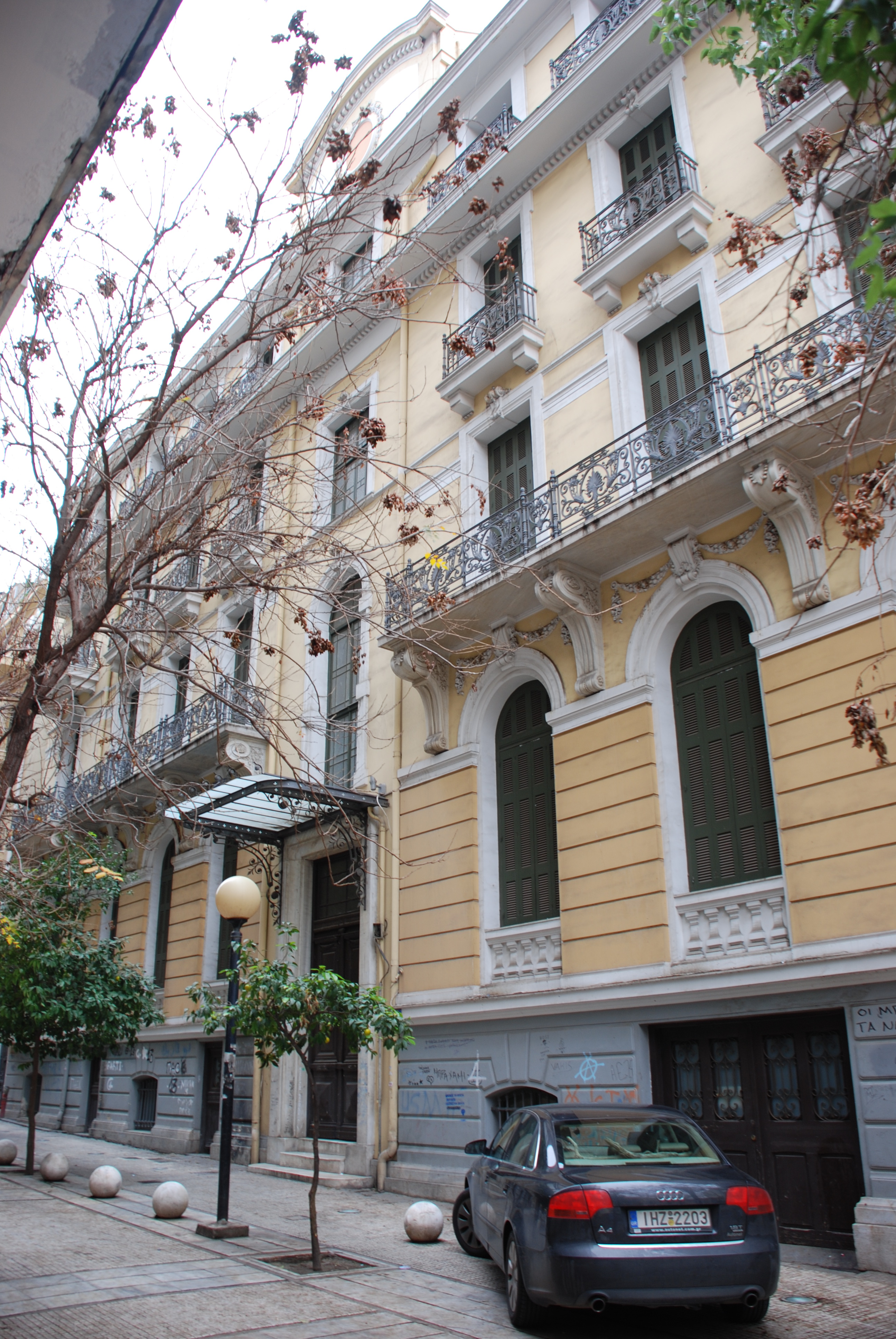 Γενική πλάγιας όψης