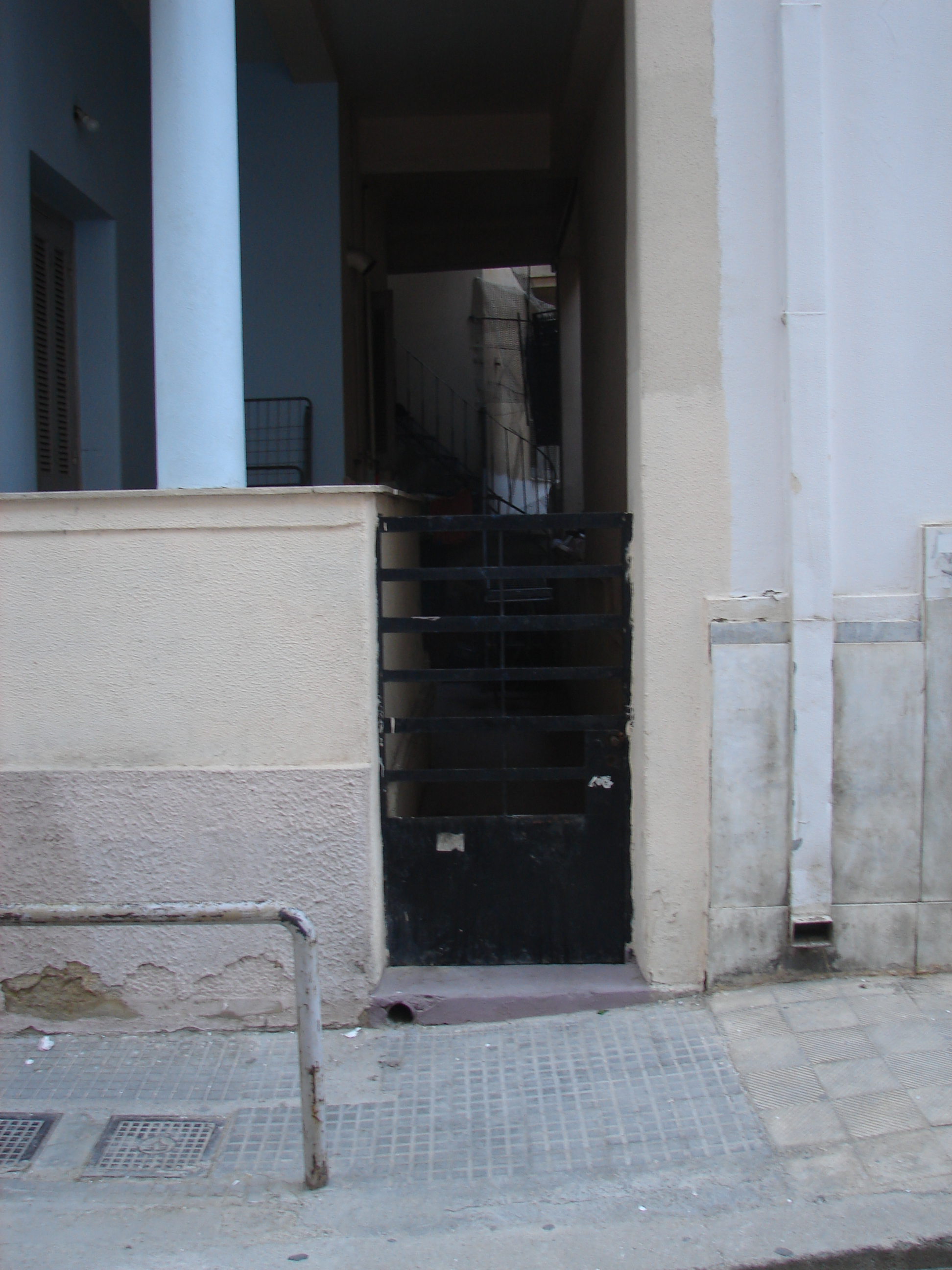 Entrance of Vlavianou street (2013)
