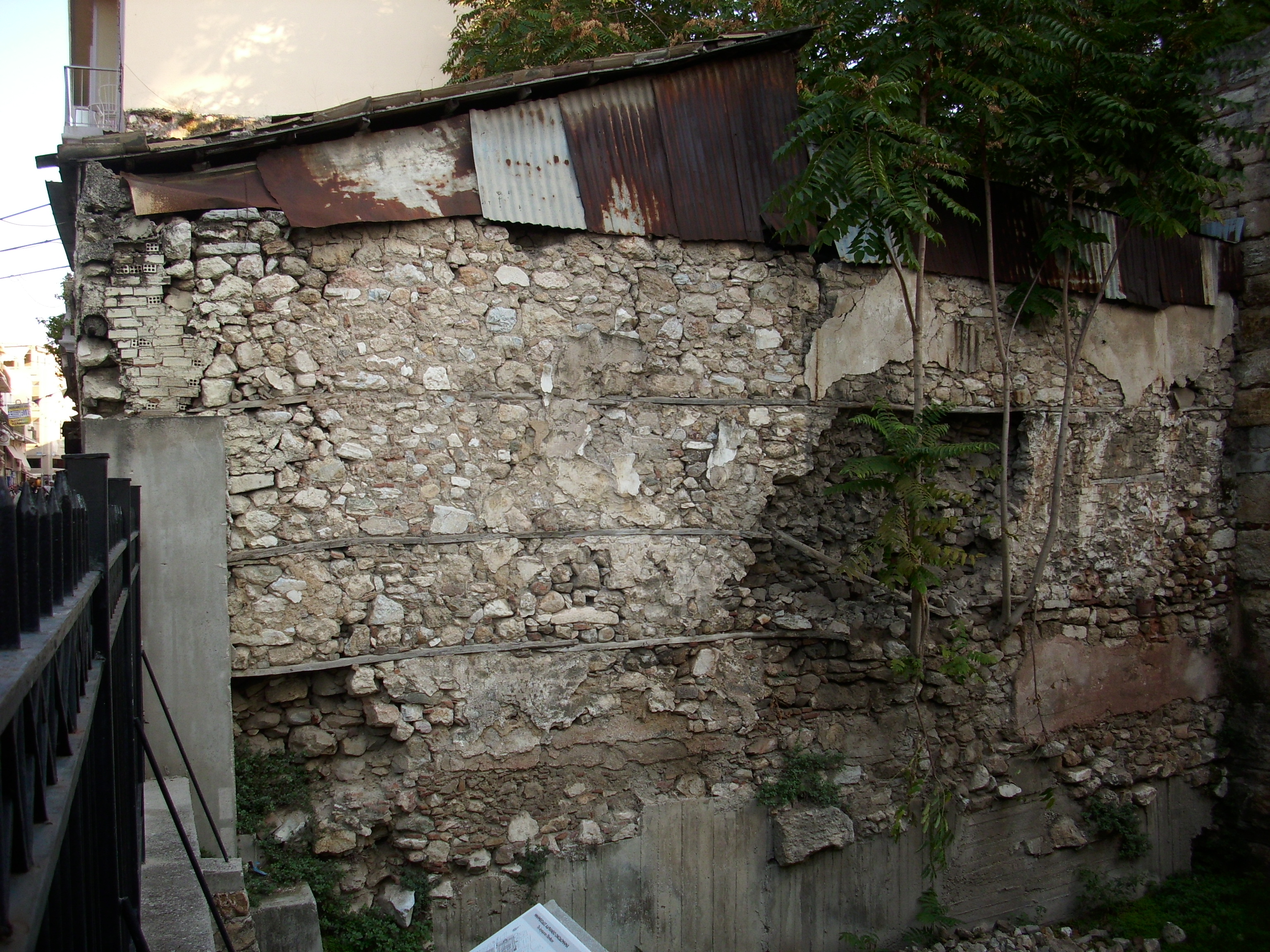 Γενική πλάγιας όψης