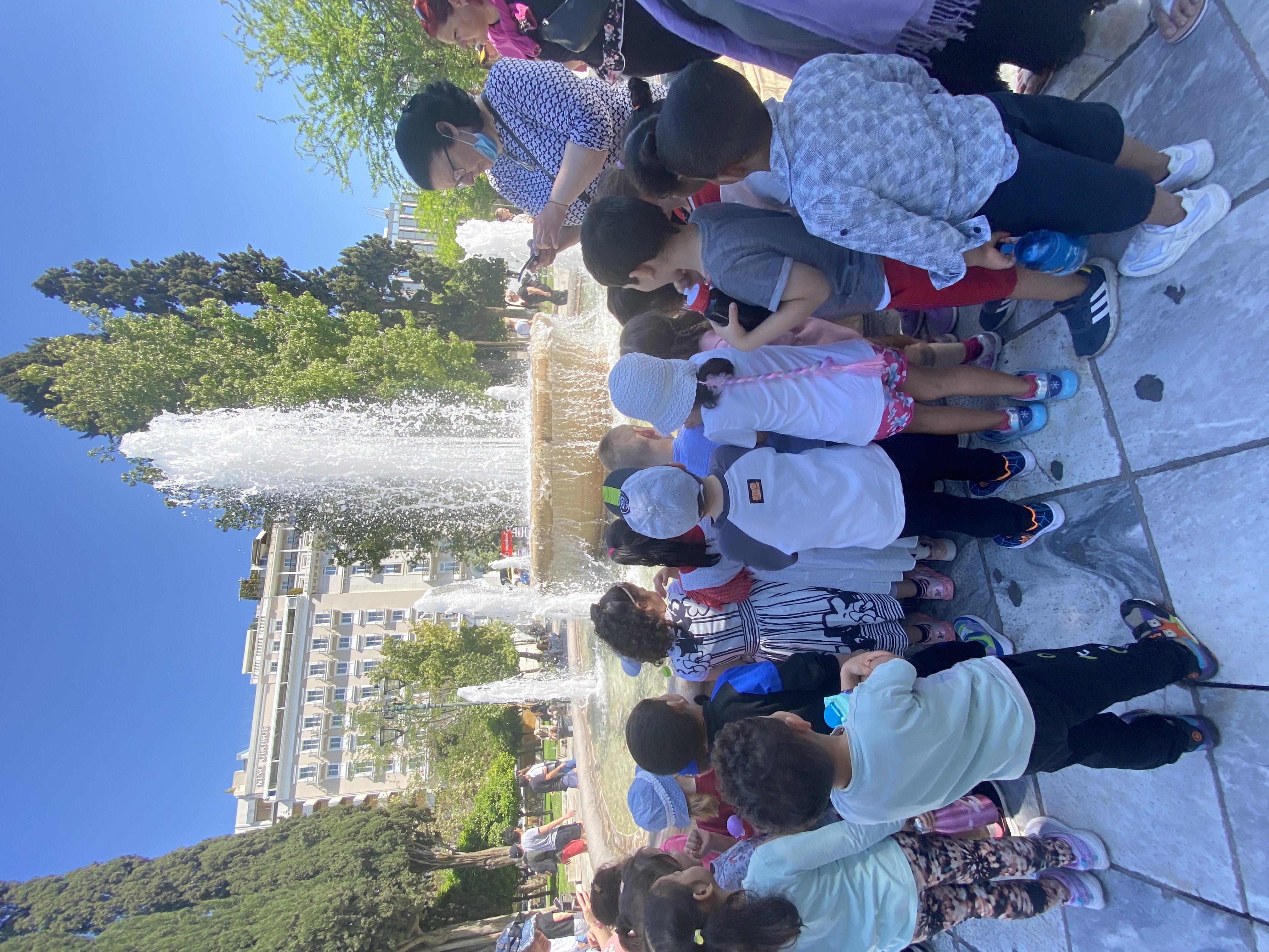 Tour of the mansions of Syntagma Square, 2024