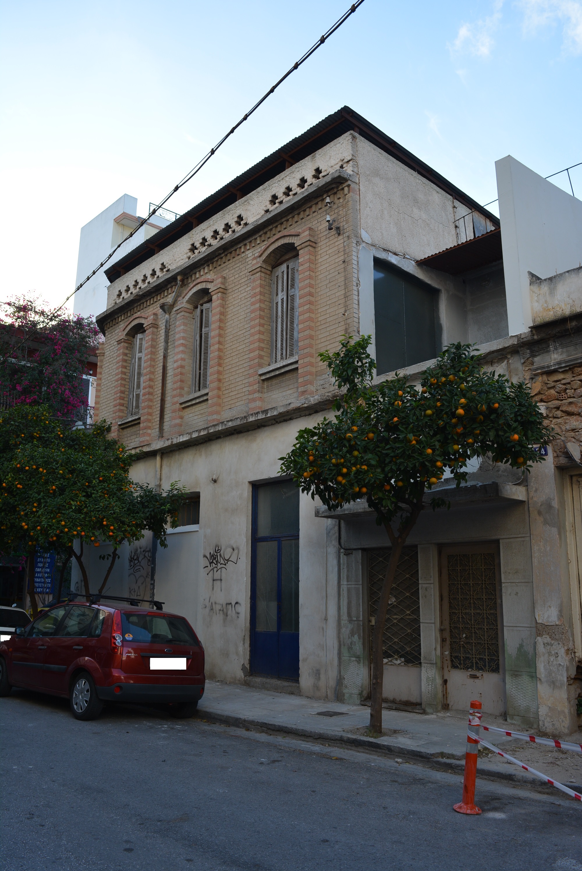 View of façade (2015)