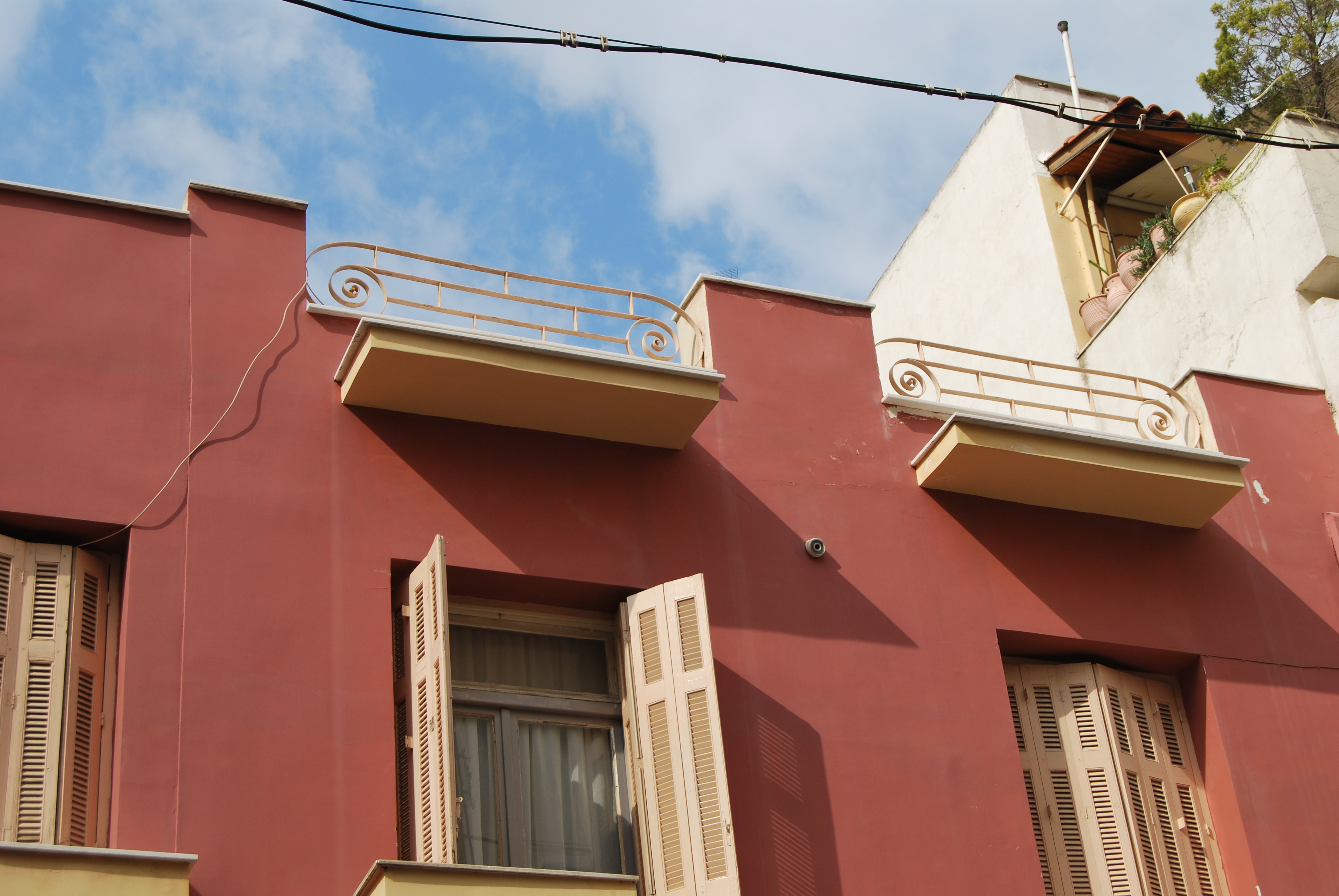Detail of the flat roof (2013)