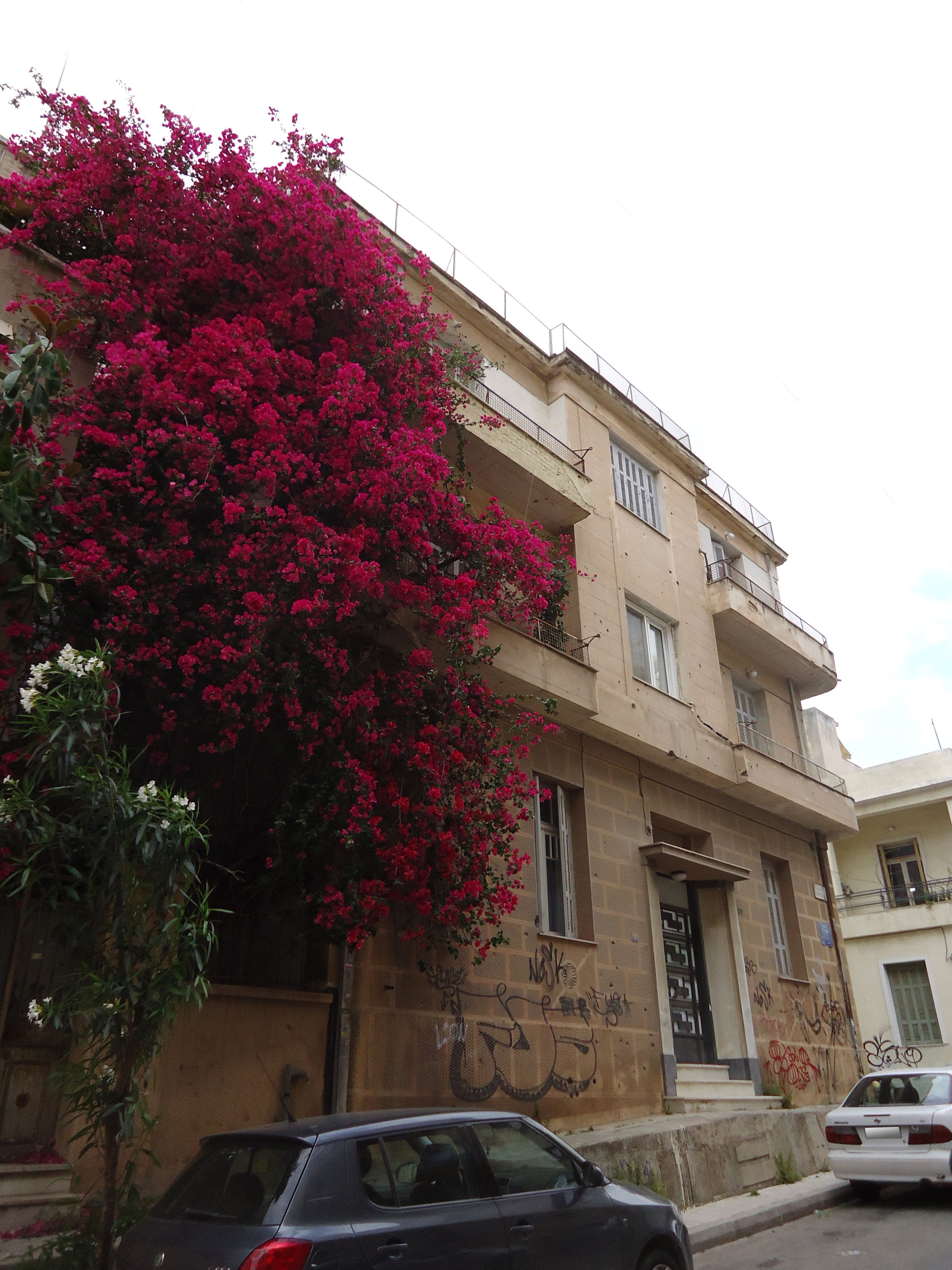 View of the main facade from Ieronos Str.